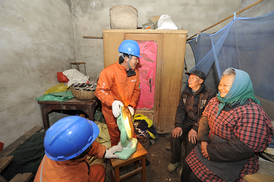 學(xué)習(xí)雷鋒精神，服務(wù)鄉(xiāng)村振興——國網(wǎng)江蘇電力金湖飛虎隊先進典型事跡